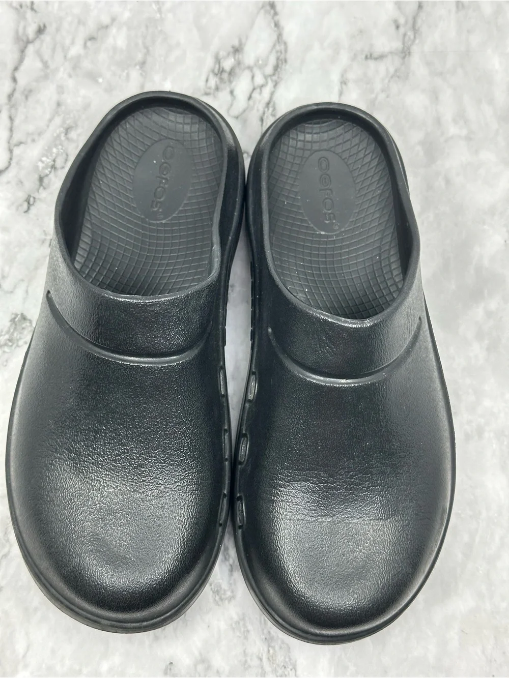 OOFOS OOcloog Black Recovery Clogs Slip On Mule Shoes Unisex